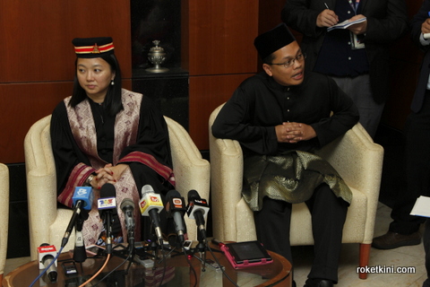 Hannah Yeoh angkat sumpah Speaker DUN Selangor | roketkini.com